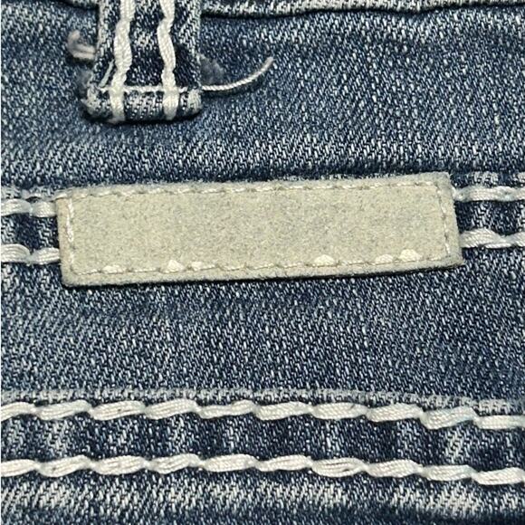 Cowgirl Tuff Co 28x31 Jeans - Picture 5 of 5